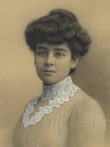 Rosa Terrazas de Muñoz